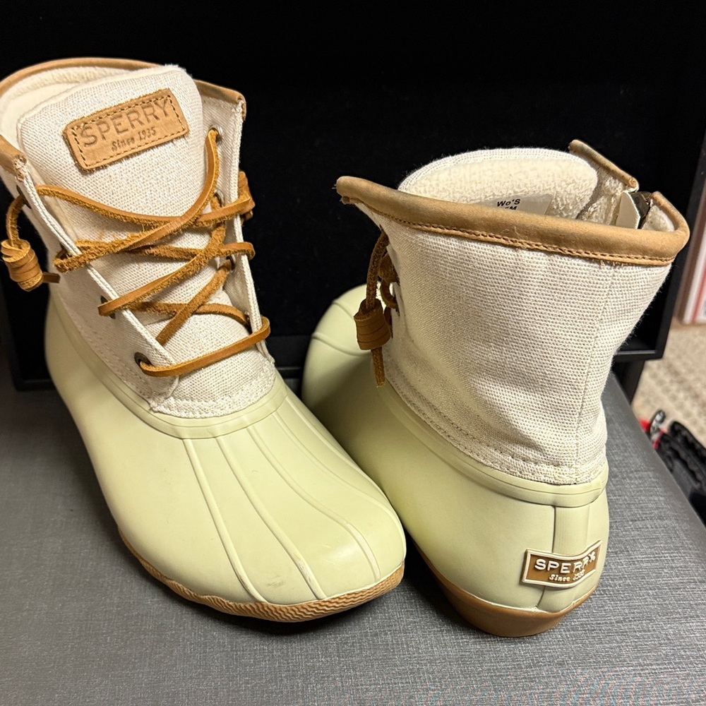 SPERRY Waterproof Duck Boot 7.5M Metallic Glitter Cream Boots Women STS83234